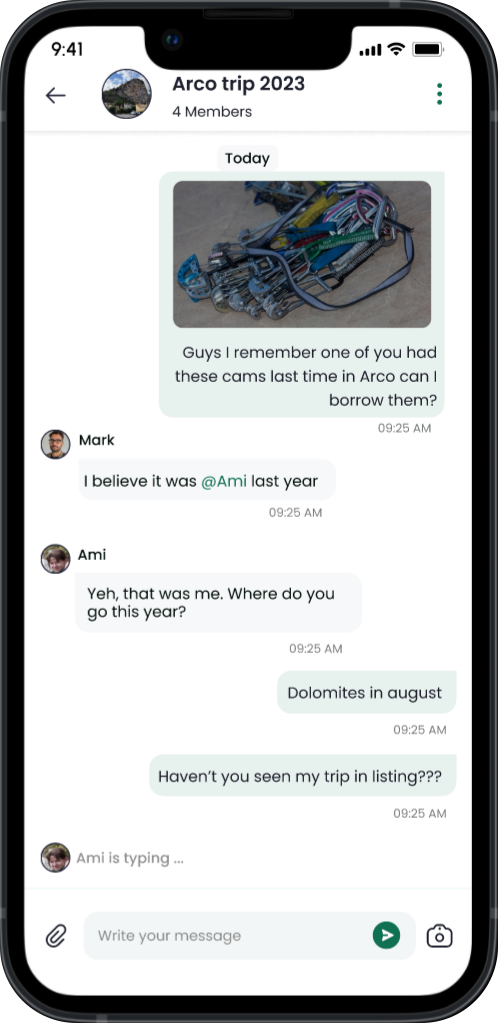 group chat app screen